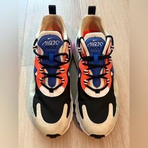 Womens Nike Air Max 270 React
Fossil Pistachio Frost